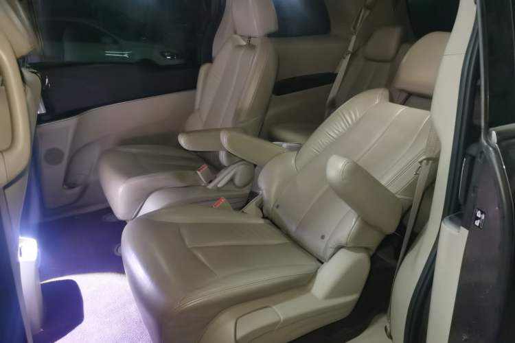 Used Buick GL8 2014 3.0L GT Luxury Business Haoya Edition
