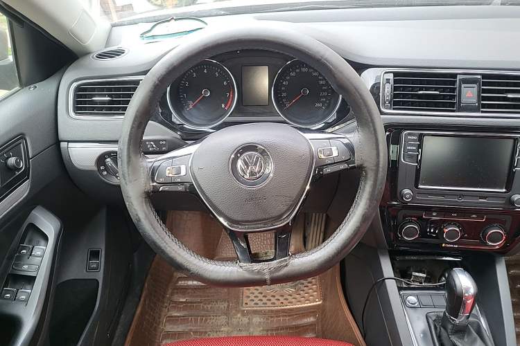 Used Volkswagen Sagitar 2018 1.6L Automatic Comfort Model
