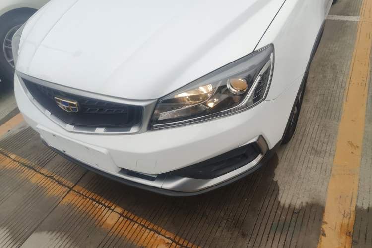 Used Geely Auto Vision S1 2019 Upgraded Model 1.5L CVT Luxury Version
