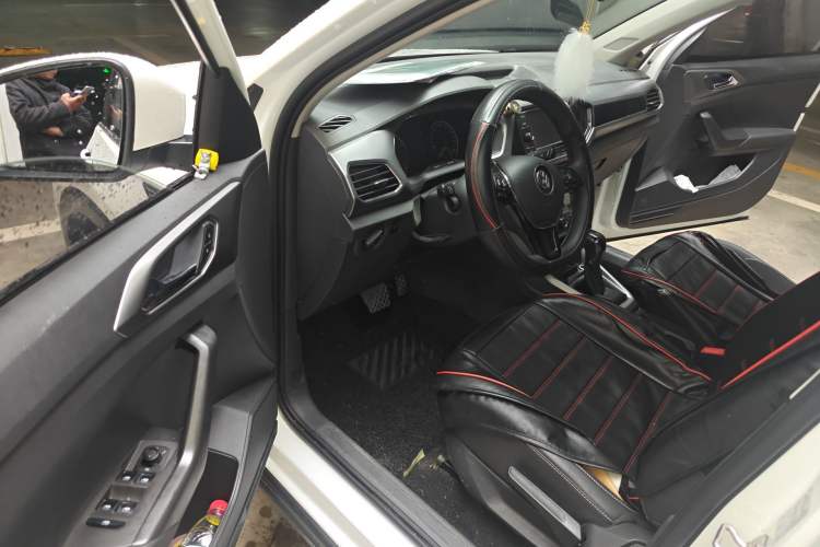 Used Volkswagen T-Cross 2019 1.5L Automatic Comfort Edition Driver Seat