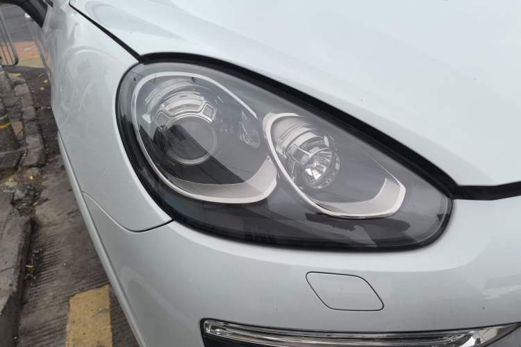 Used Porsche Cayenne 2016 Cayenne Platinum Edition 3.0T