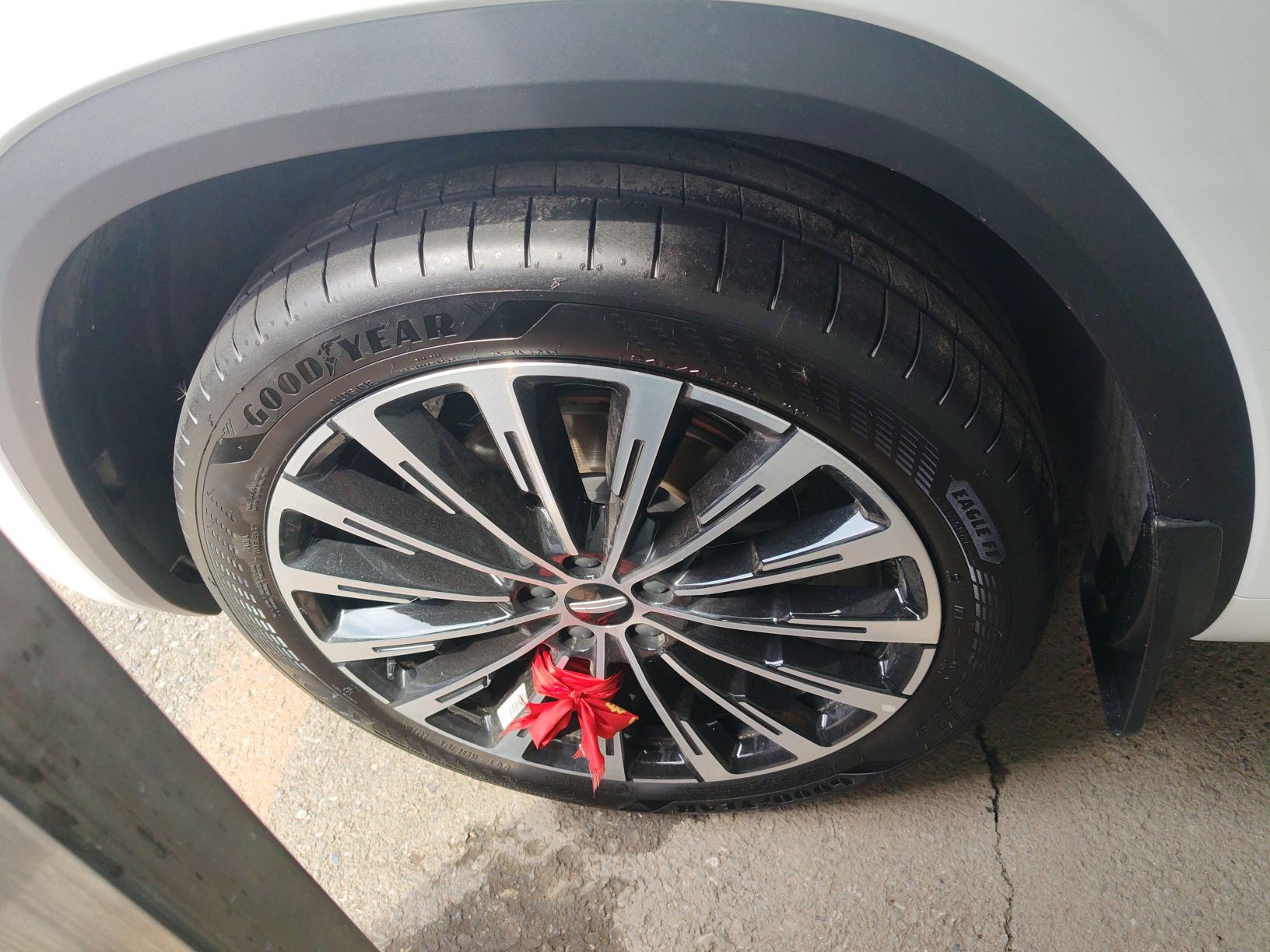 Geely Auto Monjaro L 2025 Dongfang Yao 2.0TD Automatic Lanxing Edition — снимка 5