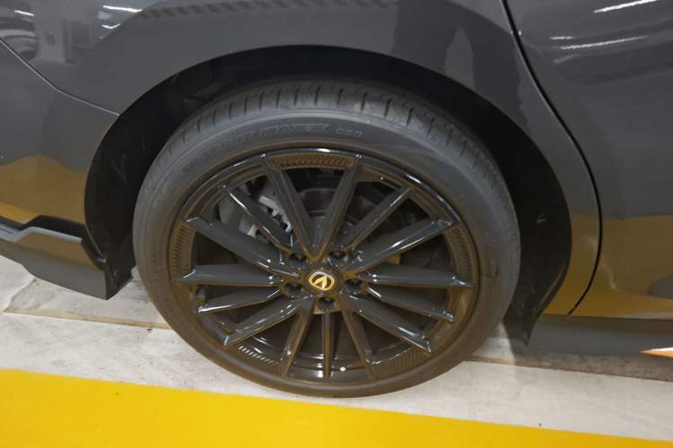 Used Changan UNI-V 2024 1.5T Prestige Sport Edition