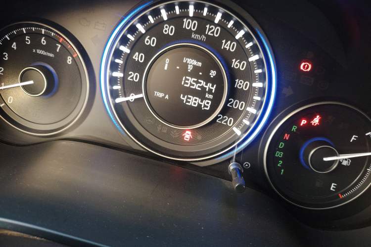 Used Honda Crider 2013 1.8L automatic luxury edition