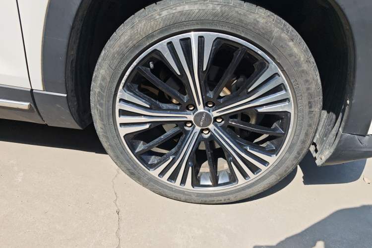 Used JETOUR X90 2020 1.6T DCT Shadow Edition 7-Seater Right Front Wheel Hub