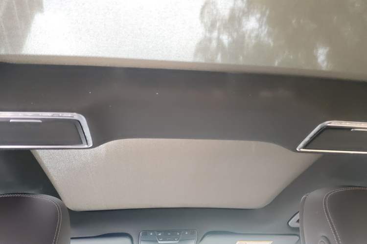 Used Mercedes-Benz GLC 2019 Facelift GLC 260 L 4MATIC Luxury Model
