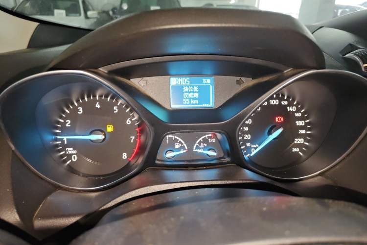 Used Ford Kuga 2017 EcoBoost 180 Two-Wheel-Drive Tiger Leap Model
