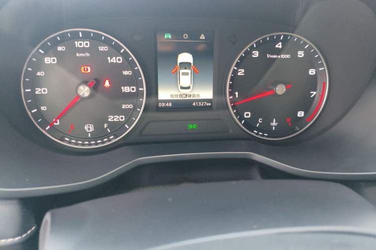 Used Roewe i5 2020 1.5L Manual 4G Connect Leehao Flagship Edition