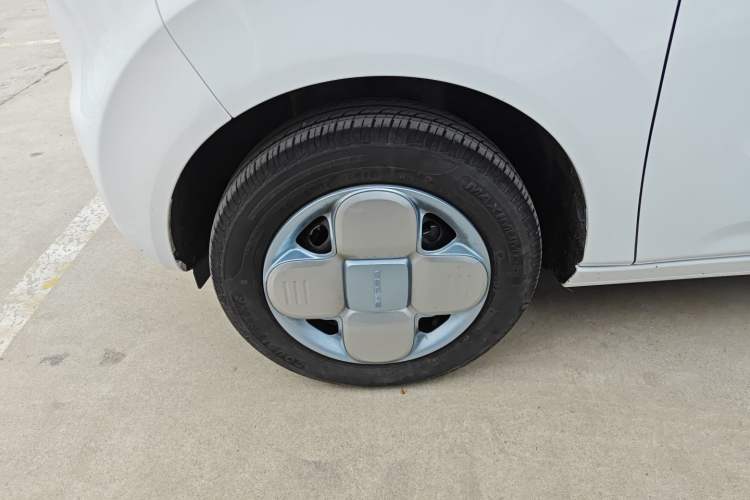 Used Geely Galaxy Panda 2024 Panda Mini 200km Endurance Bear
