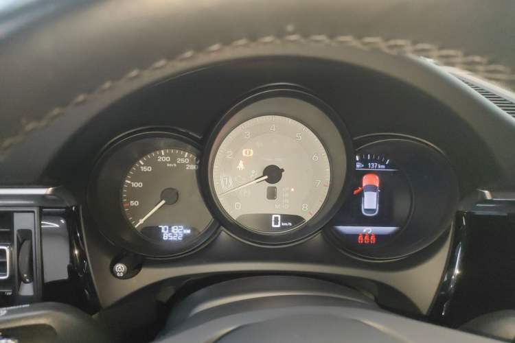 Used Porsche Macan 2022 Macan S 2.9T
