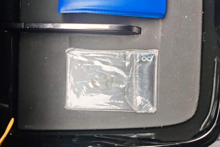 Used Lynk & Co 08 EM-P 2025 120km Long-Range Pro