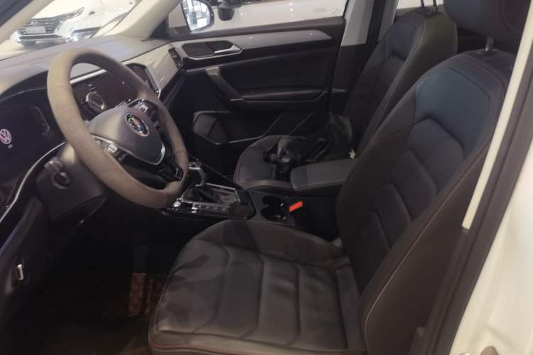 Used Volkswagen Tayron 2022 330TSI Two-Wheel Drive Luxury Smart Connectivity Version Left Front Seat