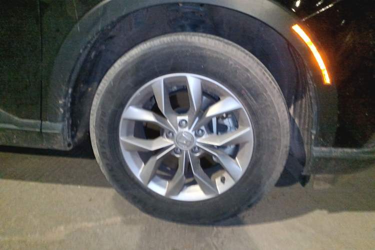 Used Honda CR-V 2023 240TURBO Two-Wheel Drive FENGSHANG Edition 7 Seats Right Front Wheel Hub