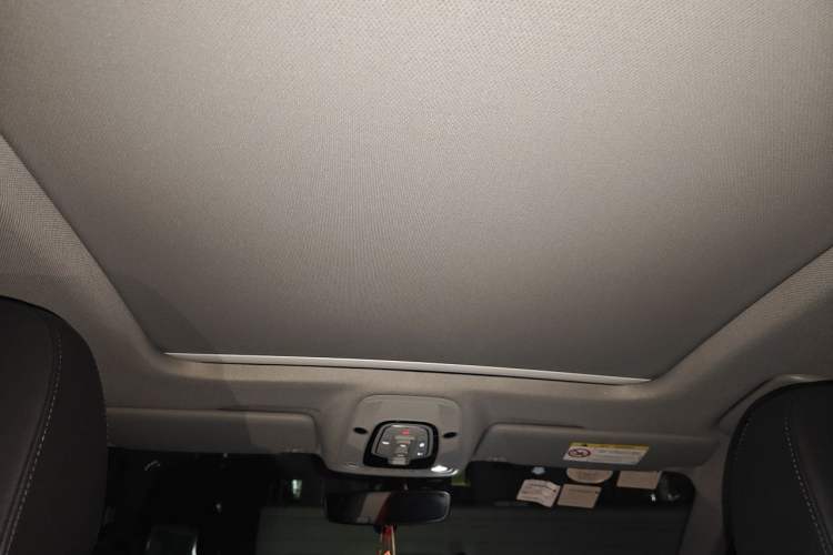 Used Audi A4L 2019 40 TFSI Fashion Edition China VI Emission Standard Headliner