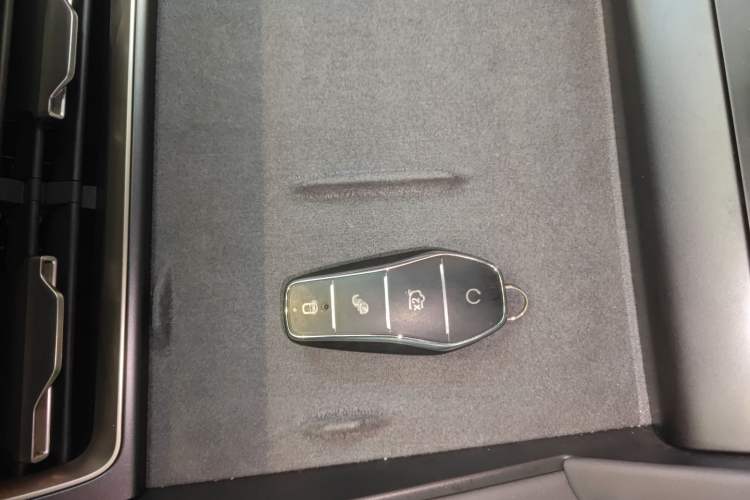 Used BYD Qin L 2025 DM-i Smart Drive 120KM Excellence Model