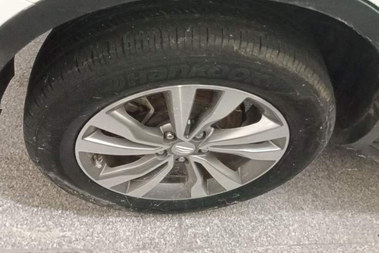 Used Geely Auto Emgrand X7 Sport 2016 1.8TD Automatic Smart Connectivity Version