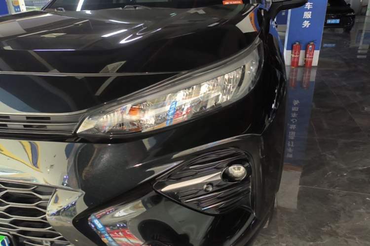 Used Toyota Wildlander 2021 2.0L CVT 4x4 Luxury Edition Left Front Headlight