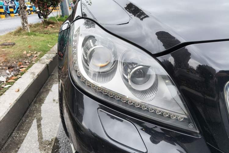 Used Mercedes-Benz CLS 2012 CLS 300 CGI Right Front Headlight