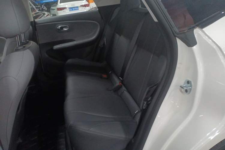Used Dongfeng NAMMI 01 2026 Model Originality Edition 330Air Interior 4