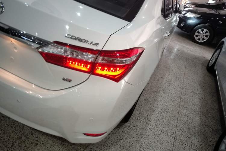 Used Toyota Corolla 2014 1.6L CVT GL-i Leather Edition
