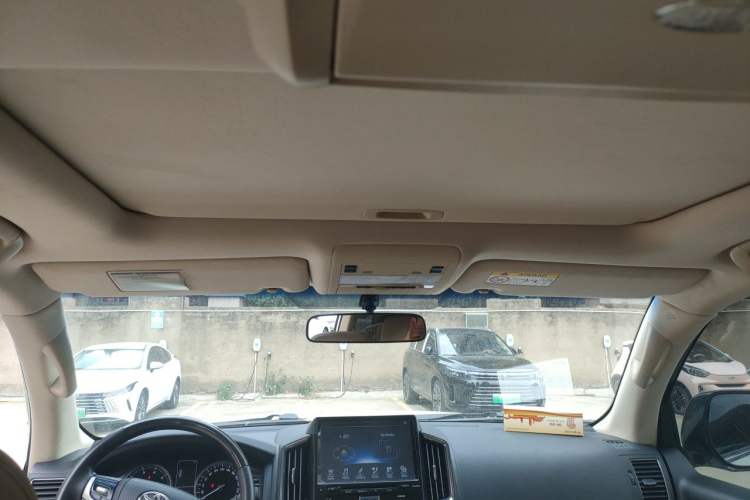 Used Toyota Land Cruiser 