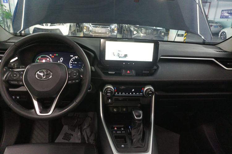 Used Toyota Wildlander 2023 Dual-Motor 2.5L E-CVT Two-Wheel Drive Luxury PLUS Edition Audio And AC Panel