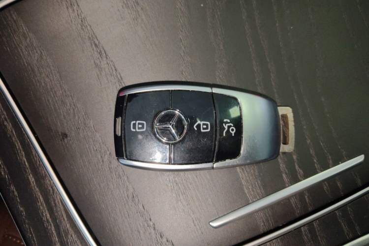 Used Mercedes-Benz E-Class 2019 Restyled E 300 L Sport Luxury Edition
