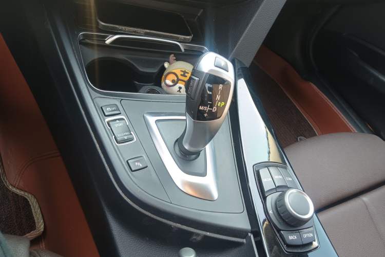 Used BMW 3 Series 2018 320Li Fashion Model
