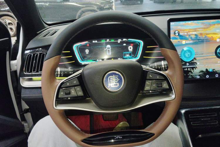 Used BYD Tang New Energy 2021 DM 2.0T Four-Wheel Drive High-Performance Flagship Model Steering Wheel