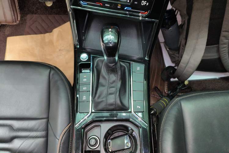 Used Volkswagen Passat 2020 330TSI Elite Edition China VI
