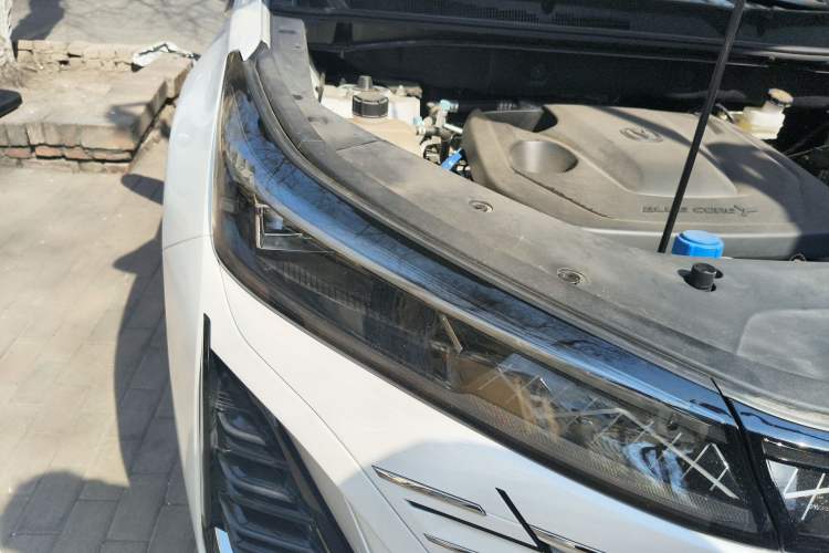 Used CHANGAN CS75 PLUS 2025 Model, 3rd Generation Champion Edition 1.5T Jinghang Version
