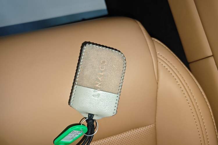 Used Lynk & Co 09 EM-P 2025 2.0TD EM-P Four-Wheel Drive Max Five Seats
