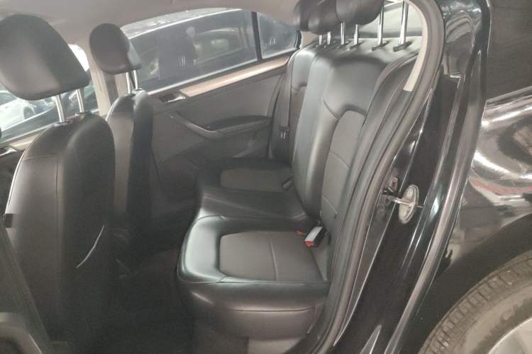 Used Volkswagen Santana 2015 1.6L Automatic Comfort Edition