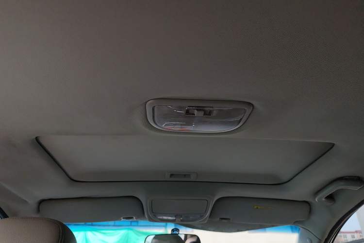 Used Geely Auto Emgrand 2014 Sedan 1.3T CVT Prestige Model
