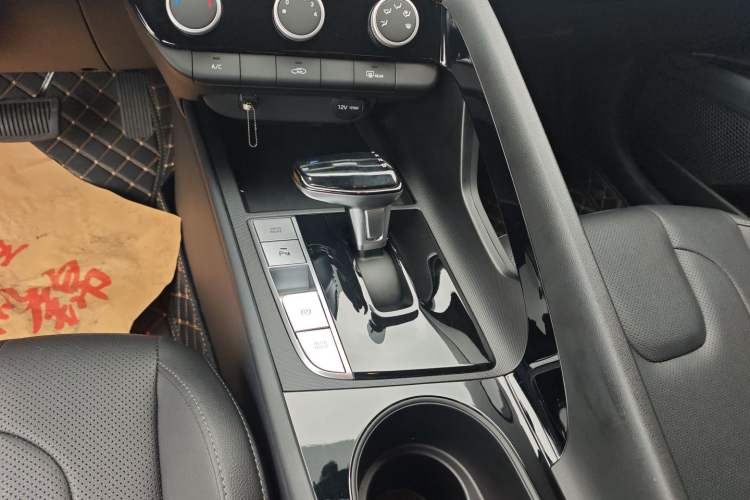 Used Hyundai Elantra 2023 1.5L CVT GLX Elite Edition