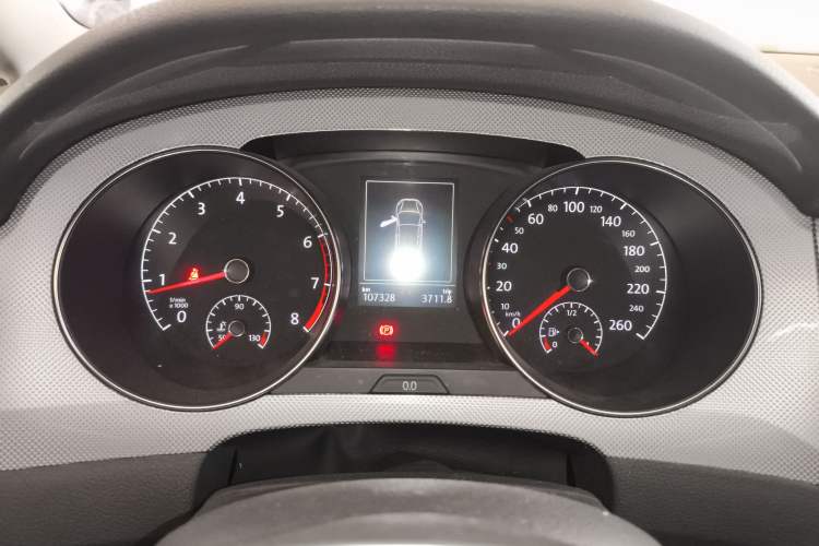 Used Volkswagen Golf Sportsvan 2016 230TSI Automatic Trend Edition
