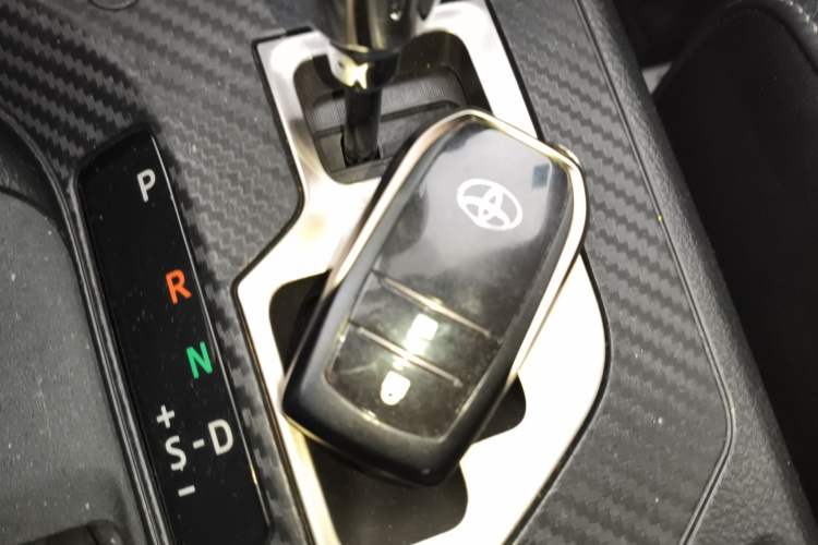 Used Toyota RAV4 2015 2.5L Automatic 4x4 Elite Edition