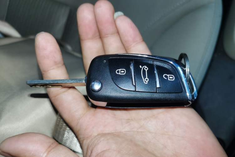 Used Buick GT 2017 15N Automatic Entry-Level Trim Vehicle Key