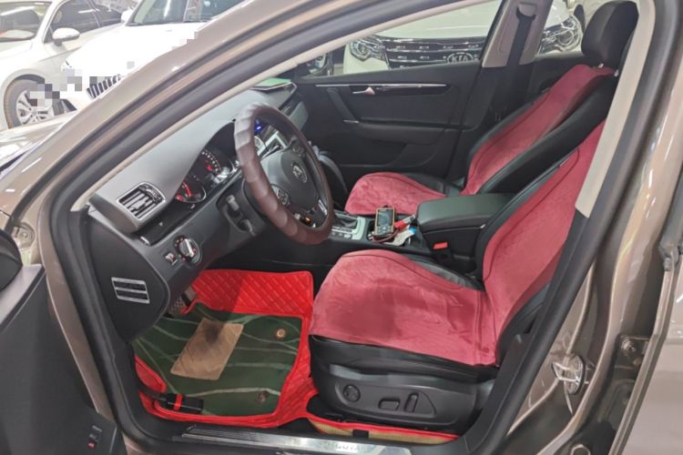 Used Volkswagen Magotan 2015 Facelift 1.8TSI Luxury Model Driver Seat