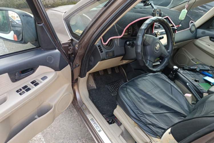 Used Suzuki SX4 S-Cross 2012 1.6L Manual - Practical Upgraded Version