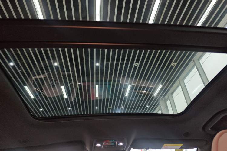 Used BYD Han 2025 EV with 701 km of Laser Radar-Enabled Intelligent Driving
