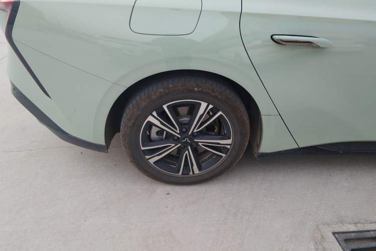 Used Hongqi EH7 2025 600 Smart Selection Edition