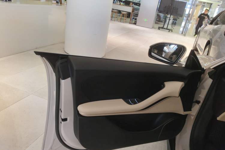 Used Nio ET5T 2024 75kWh Touring
