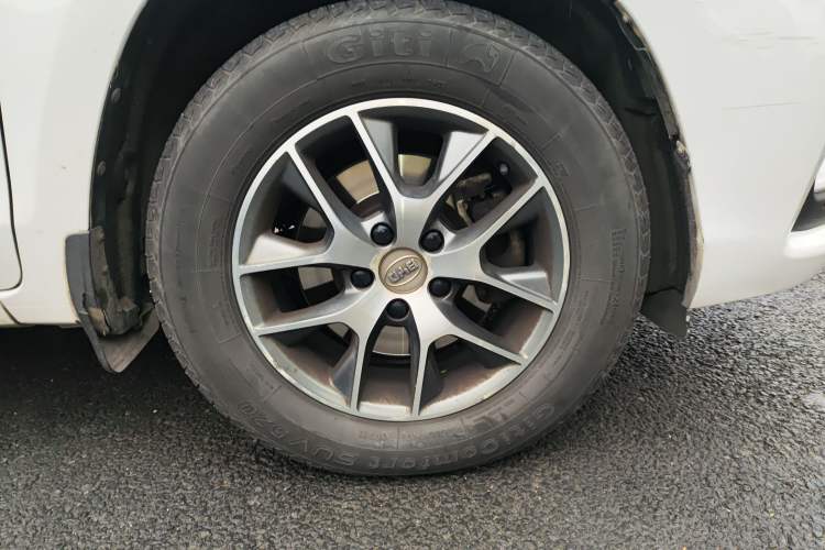 Used BYD Song 2016 1.5TI Manual Luxury Model
