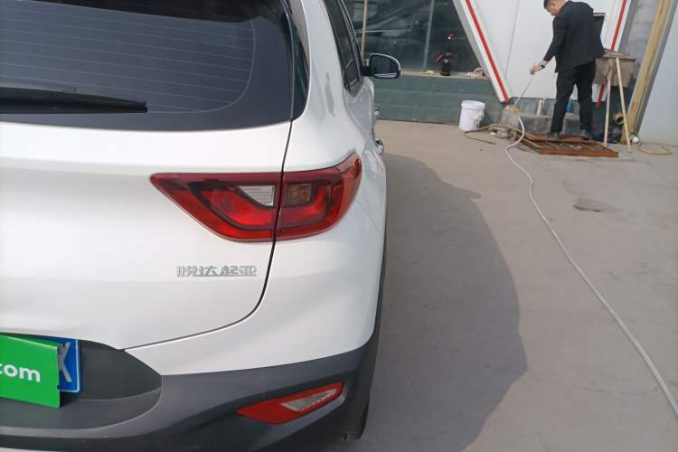 Used Kia kx1 Stonic 2021 1.4L CVT Fun Edition