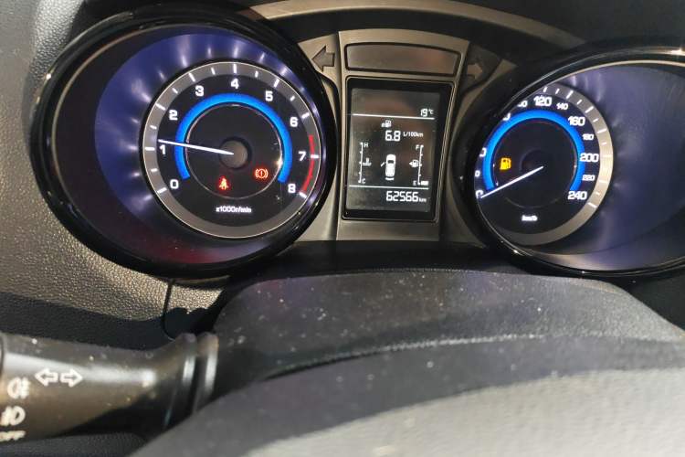 Used CHANGAN CS15 2016 1.5L Manual Luxury Edition Odometer Close Up