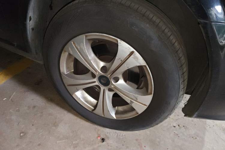 Used Mercedes-Benz Vito 2013 3.0L Elite Edition Right Front Wheel Hub