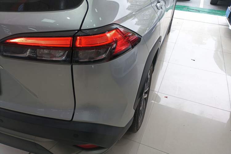 Used Toyota FRONTLANDER 2023 2.0L CVT Luxury Edition
