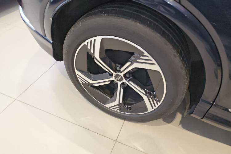 Used Audi Q4 e-tron 2024 40 e-tron Boundary Edition