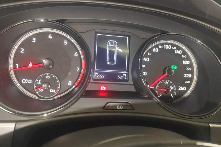 Used Volkswagen Teramont 2017 380TSI Four-Wheel Drive Luxury Edition Odometer Close Up